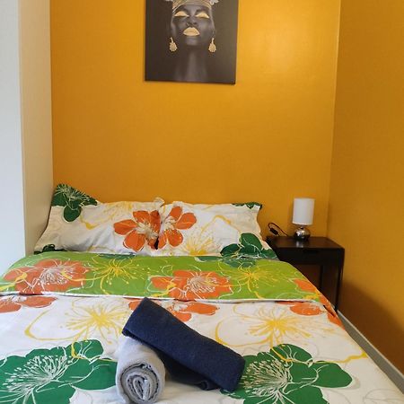 فيتري سور سين Paris Cosy Private Room With Shared Space - Chambre Privee Avec Espace Commun Paris المظهر الخارجي الصورة