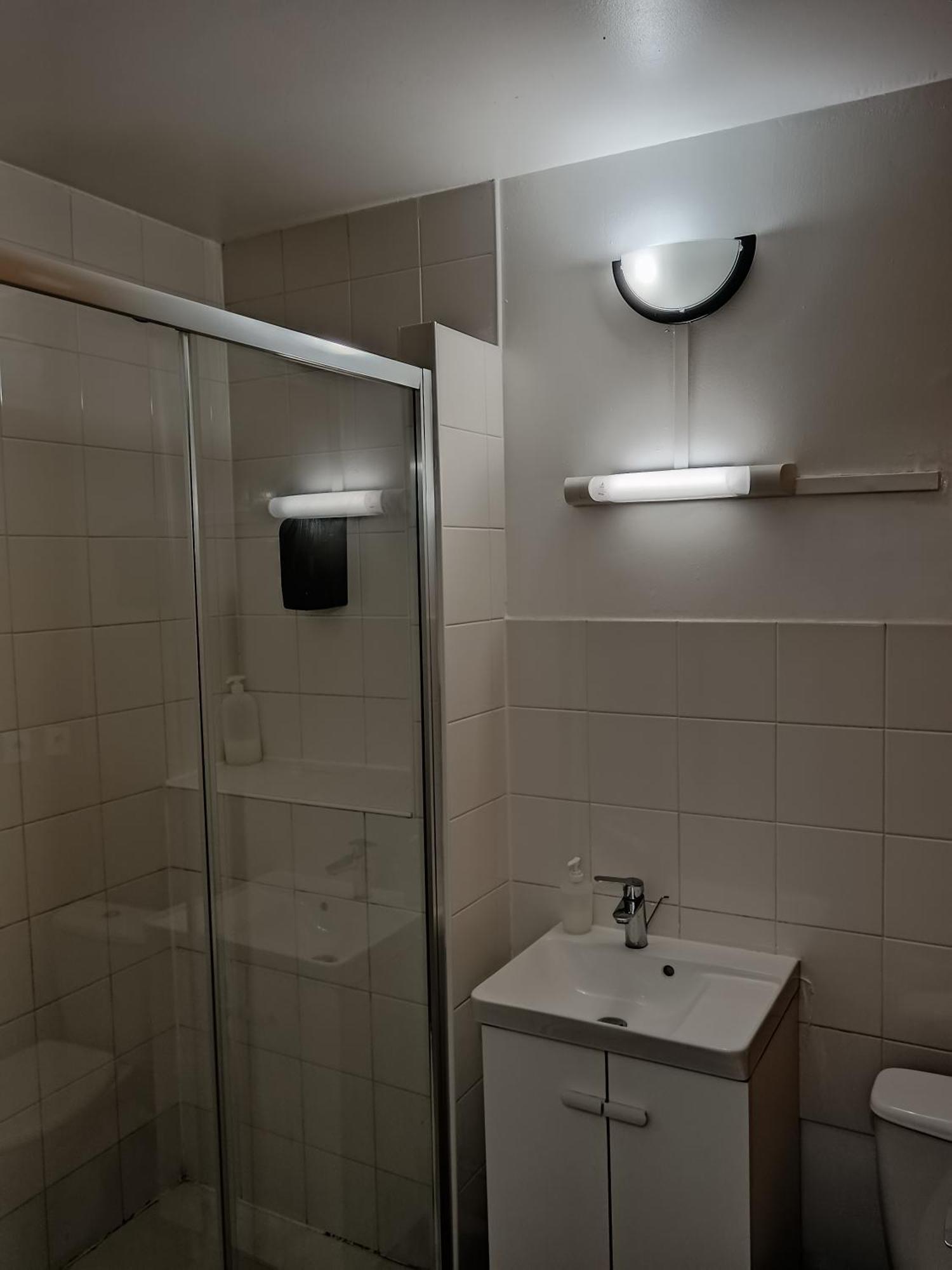 فيتري سور سين Paris Cosy Private Room With Shared Space - Chambre Privee Avec Espace Commun Paris المظهر الخارجي الصورة